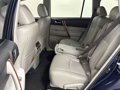 Used 2012 Toyota Highlander Limited image 23
