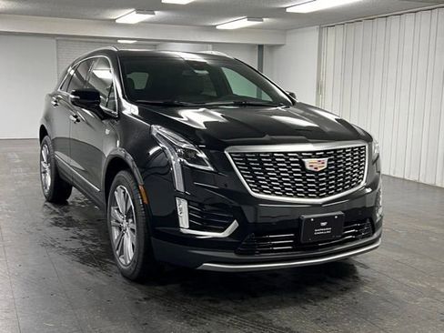 New 2025 Cadillac XT5 Premium Luxury w/ LPO, Floor Liner Package image 7