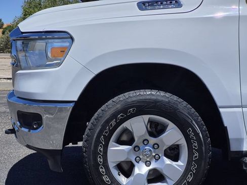 Used 2022 RAM 1500 Big Horn AWD/4WD image 6