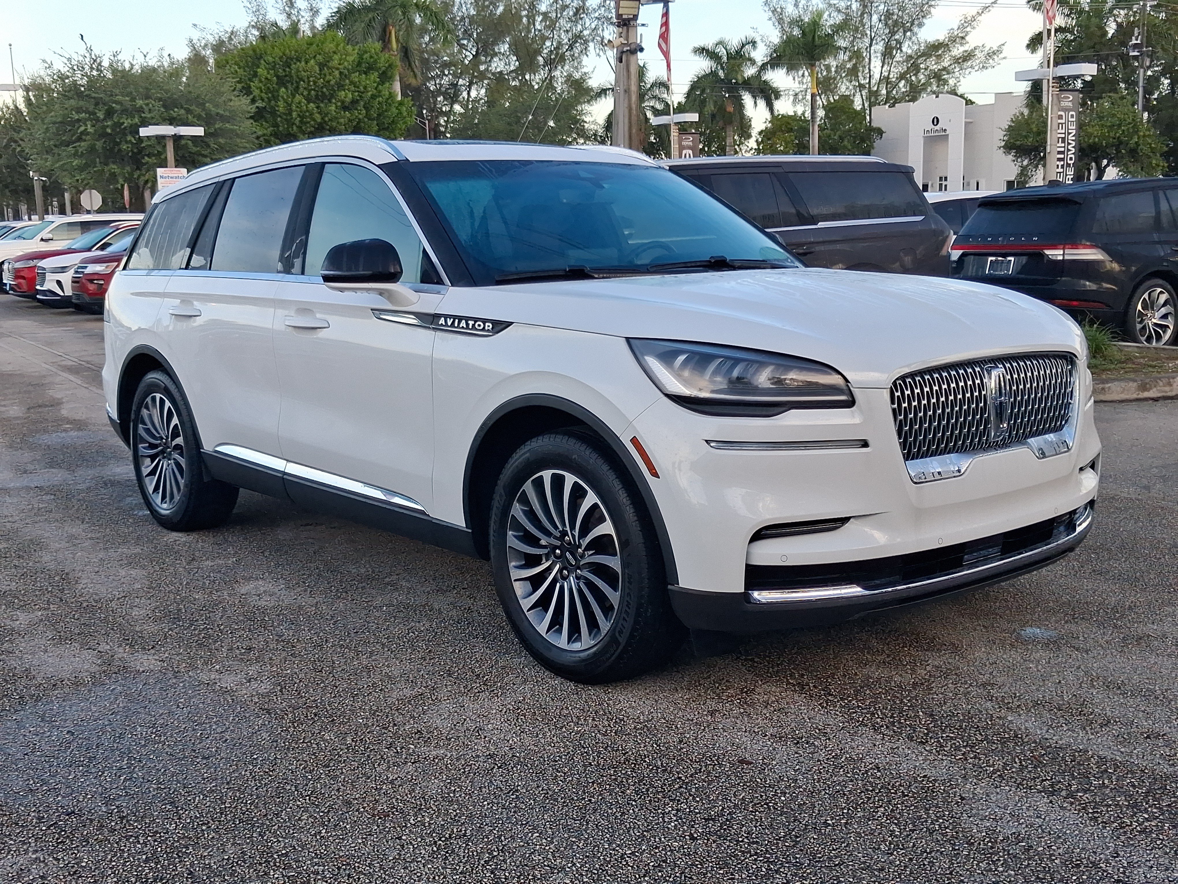 Certified 2024 Lincoln Aviator Reserve w/ Elements Package Plus RWD image 23