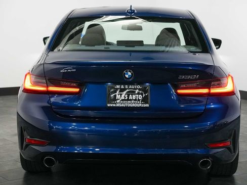 Used 2020 BMW 330i Sedan w/ Premium Package RWD image 4