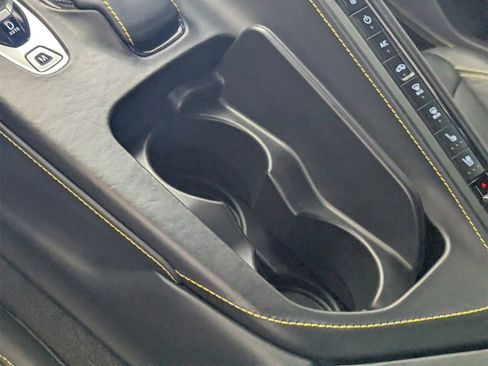 Used 2023 Chevrolet Corvette Stingray Premium Cpe w/ Z51 Performance Package image 22