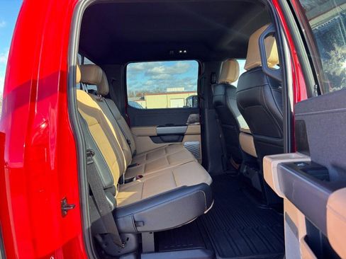 Used 2024 Ford F350 Lariat w/ Chrome Package image 10