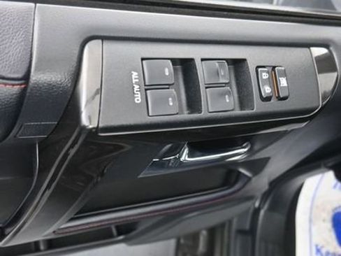 Used 2024 Toyota 4Runner TRD Off-Road image 11