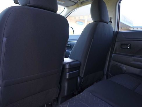 Used 2024 Mitsubishi Outlander Sport ES image 13