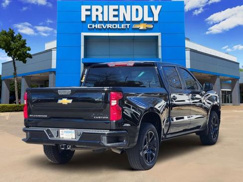 Used 2023 Chevrolet Silverado 1500 Custom image 7
