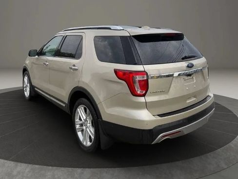 Used 2017 Ford Explorer Limited w/ Equipment Group 301A AWD/4WD image 5