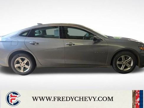 Used 2024 Chevrolet Malibu LT FWD image 6