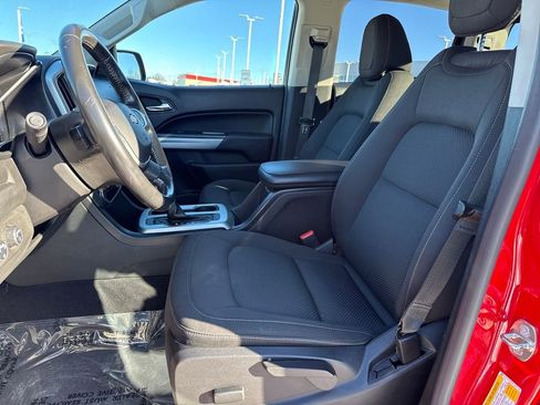 Used 2019 Chevrolet Colorado LT image 14