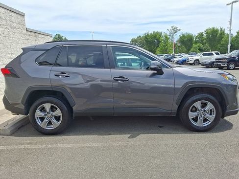 Used 2025 Toyota RAV4 XLE AWD/4WD image 4