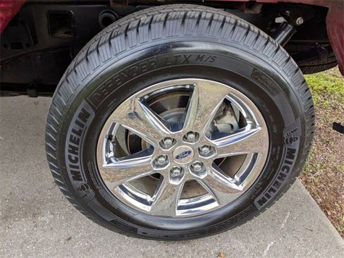 Used 2018 Ford F150 XLT w/ Equipment Group 302A Luxury image 12