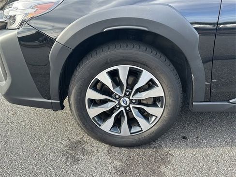 Used 2024 Subaru Outback Limited image 12