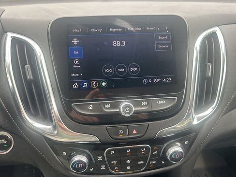 Used 2023 Chevrolet Equinox Premier FWD image 27