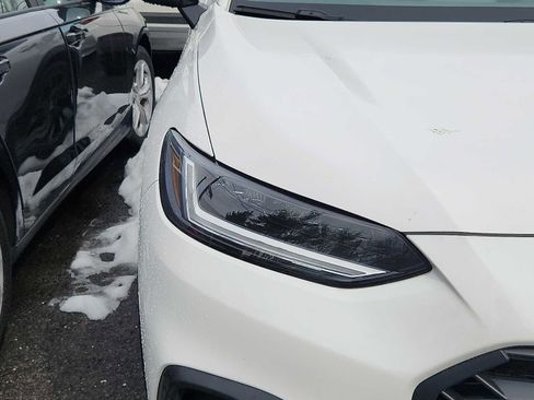 Certified 2026 Honda HR-V Sport image 3