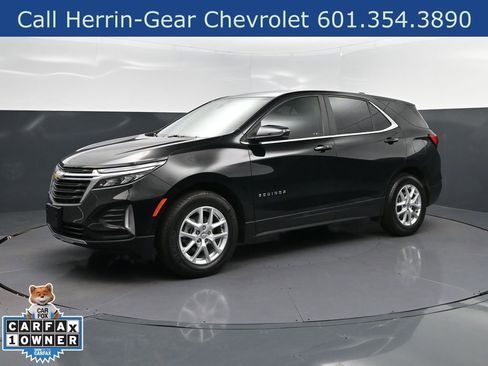 Used 2024 Chevrolet Equinox LT FWD image 3