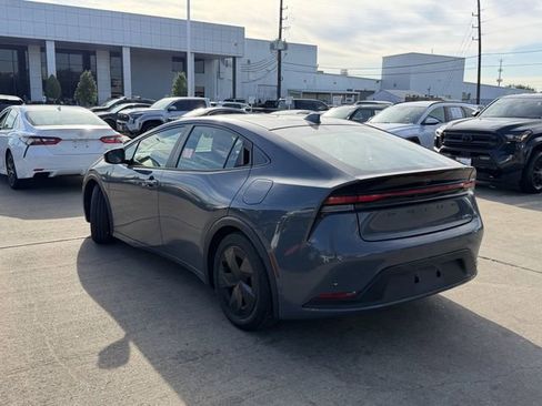 Used 2024 Toyota Prius LE image 7