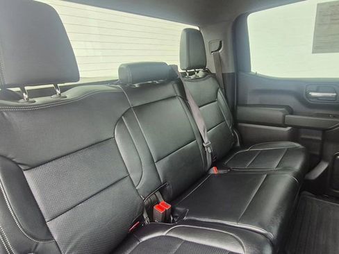 Used 2020 Chevrolet Silverado 1500 Custom w/ Custom Value Package AWD/4WD image 5