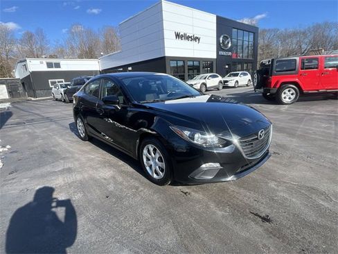 Used 2015 MAZDA MAZDA3 i Sport image 2