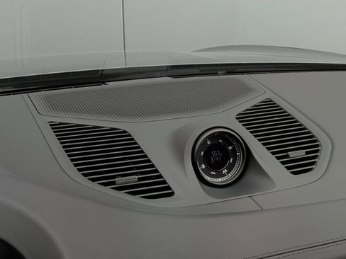 New 2026 Porsche Cayenne GTS image 33