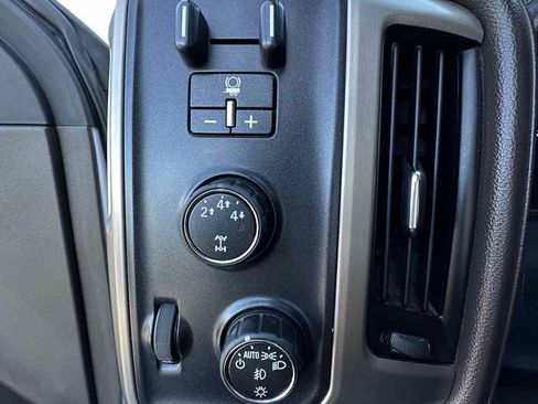 Used 2016 GMC Sierra 2500 Denali w/ Duramax Plus Package image 10