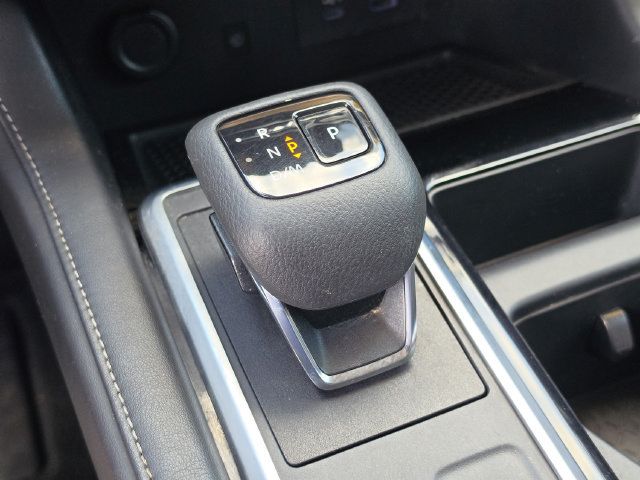 Used 2023 Nissan Pathfinder SL FWD image 37