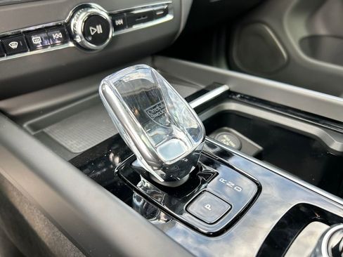 New 2026 Volvo XC60 B5 Ultra w/ Protection Package Premier image 20