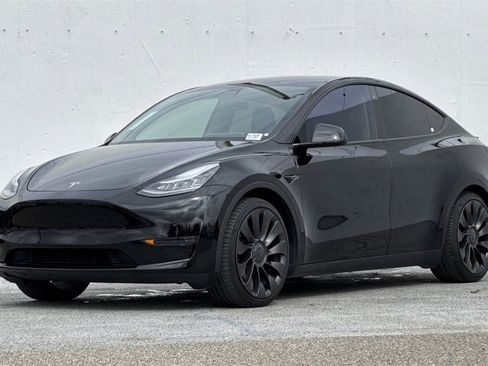 Used 2020 Tesla Model Y Performance image 8