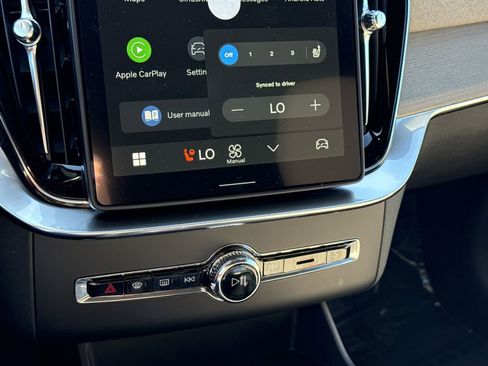 New 2026 Volvo XC90 B6 Plus w/ Protection Package Premier image 30