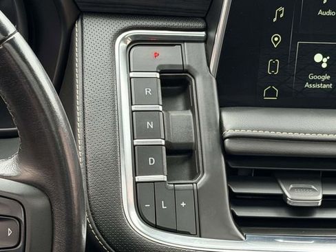 Used 2023 GMC Yukon XL SLT image 15