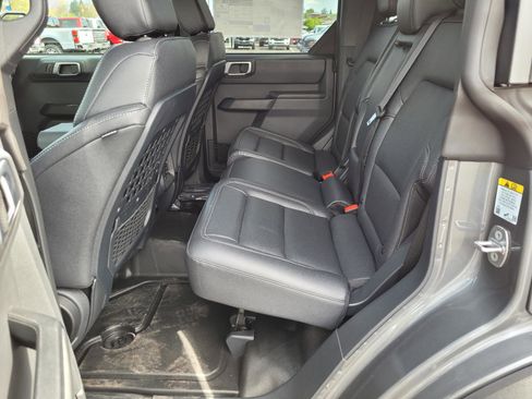 New 2026 Ford Bronco Big Bend w/ Black Diamond Package image 10