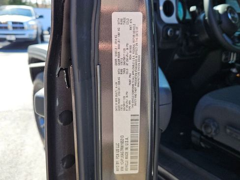 Used 2024 Jeep Wrangler Sport AWD/4WD image 14