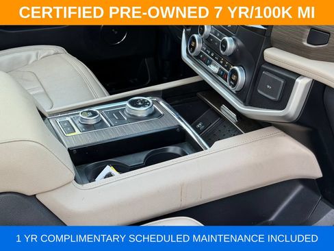 Used 2024 Ford Expedition Limited AWD/4WD image 24