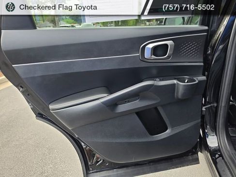 Used 2024 Kia Sorento S FWD image 42
