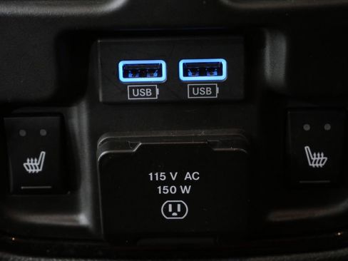 Used 2022 Dodge Durango R/T w/ Tow 'N Go Package AWD/4WD image 27