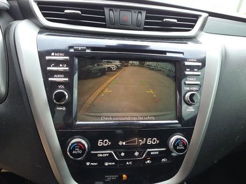 Used 2021 Nissan Murano SV FWD image 19