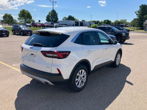 Used 2023 Ford Escape Active AWD/4WD image 6