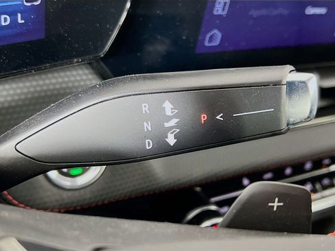 New 2026 Chevrolet Equinox RS image 17