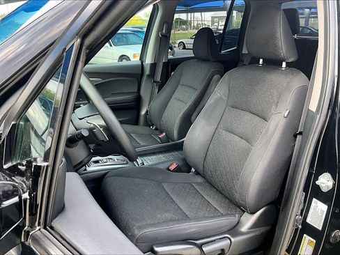 Used 2021 Honda Ridgeline Sport image 8