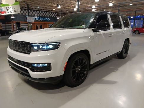 Used 2024 Jeep Grand Wagoneer Series II w/ Quick Order Packagew 28T image 1