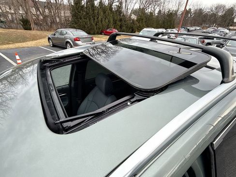 Used 2023 Buick Enclave Premium w/ Experience Buick Package image 25