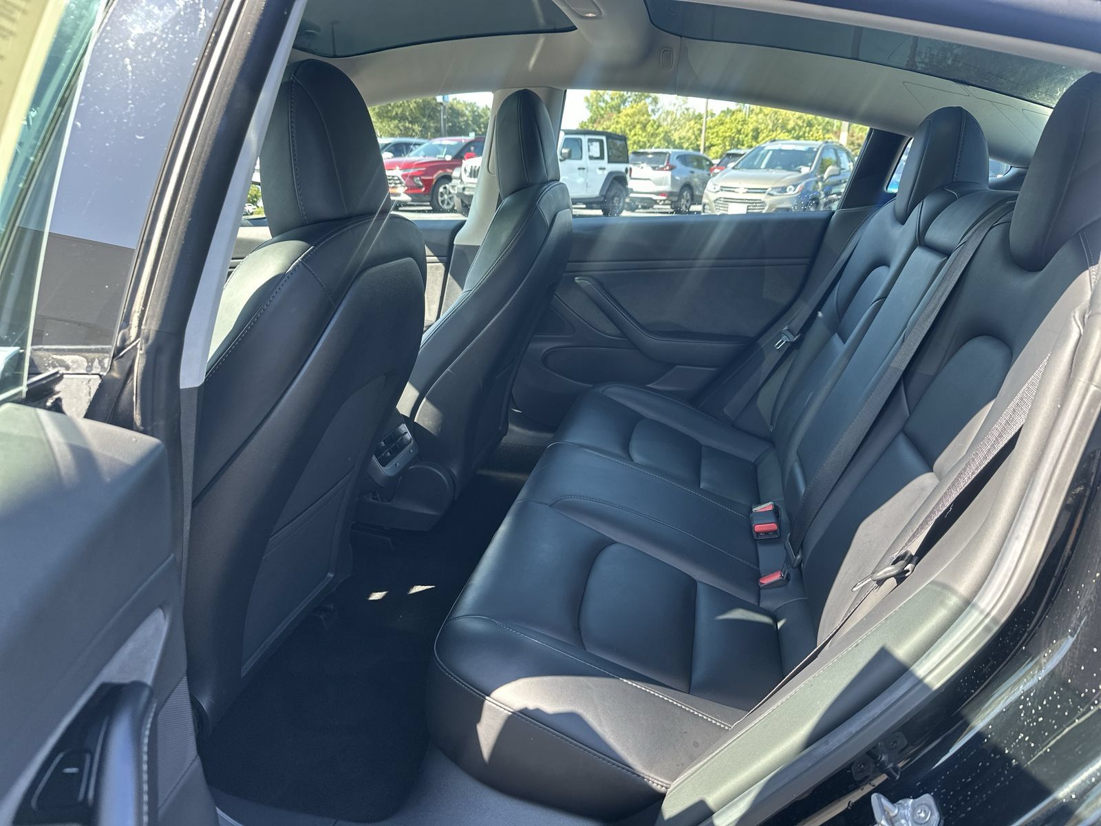 Used 2019 Tesla Model 3 Standard Range RWD image 31