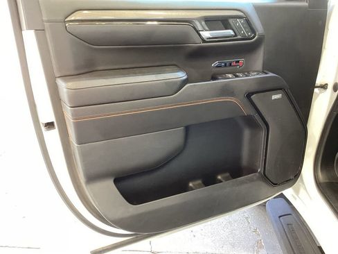 Used 2022 GMC Sierra 1500 AT4 AWD/4WD image 12