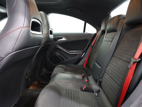 Used 2015 Mercedes-Benz CLA 250 4MATIC image 26