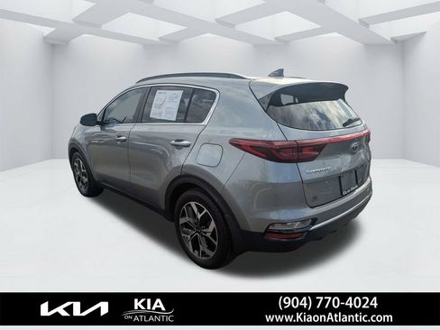 Used 2022 Kia Sportage EX w/ EX Technology Package FWD image 5