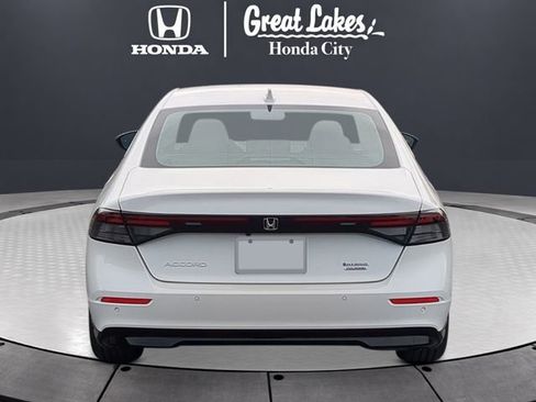 New 2026 Honda Accord Touring image 4