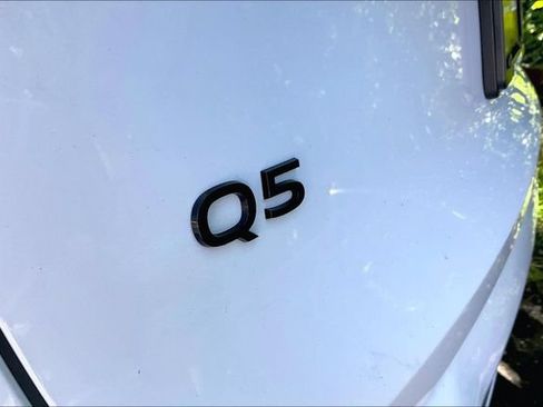 Certified 2025 Audi Q5 Premium Plus w/ Premium Plus AWD/4WD image 8