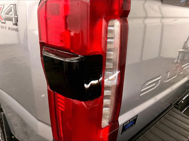 Used 2023 Ford F250 Lariat AWD/4WD image 28