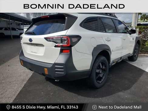 Used 2022 Subaru Outback Wilderness image 7