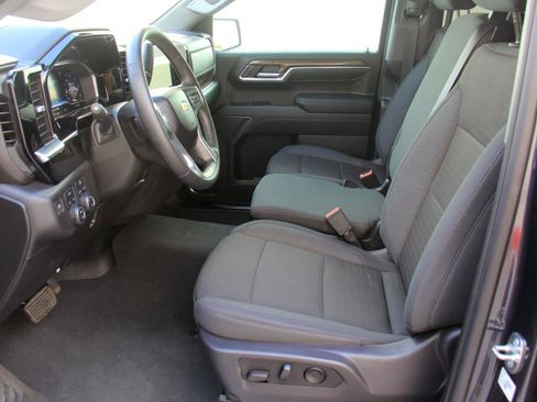 Used 2024 Chevrolet Silverado 1500 LT AWD/4WD image 21