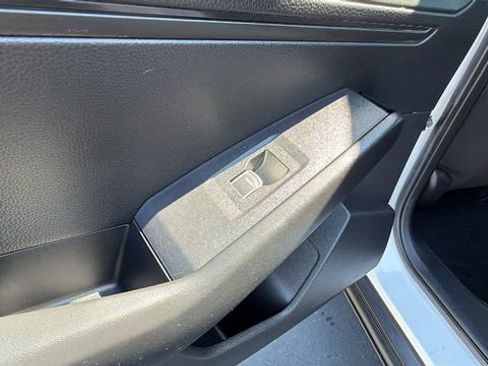 Used 2025 Honda Accord SE image 15